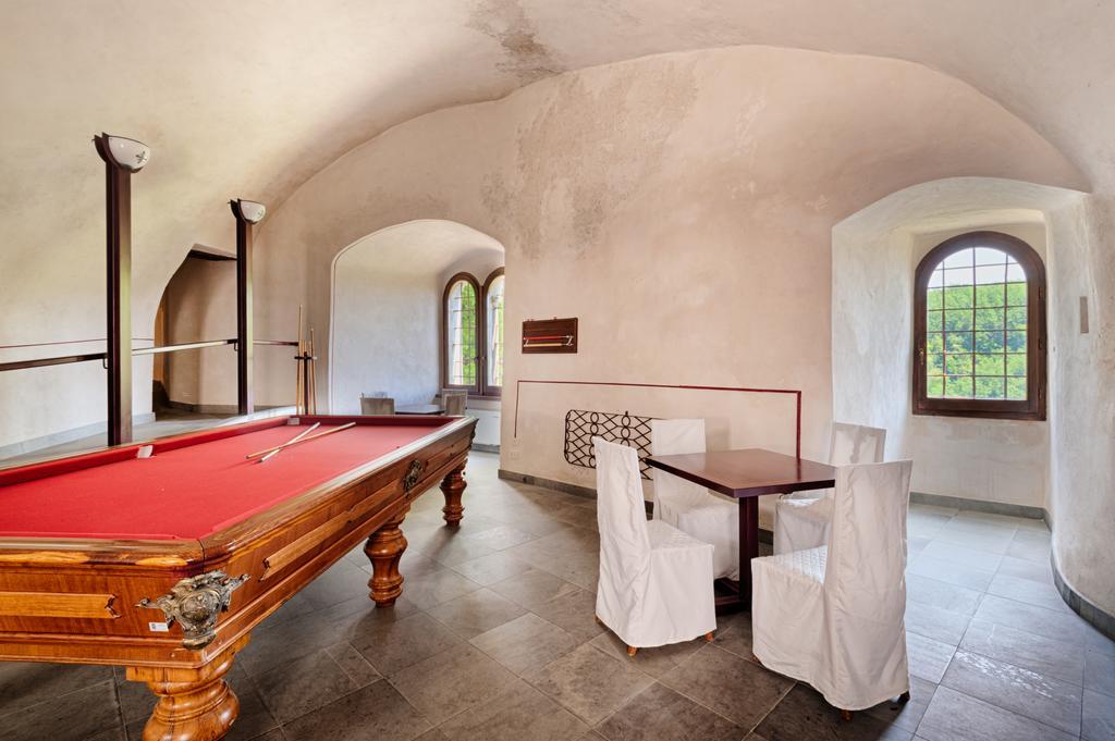 Castello Di Compiano Hotel Relais Museum ภายนอก รูปภาพ